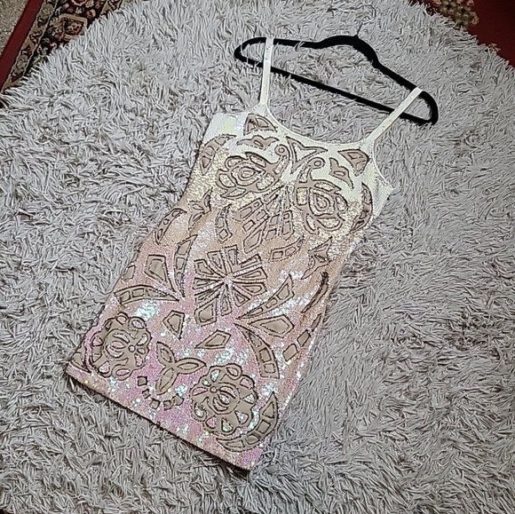 Needle & Thread Sequin Mini Dress Beaded Size 4 Hoco Party Events Going Out NYE - Picture 2 of 12